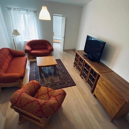Spacious - 140 Square Meters Apartment, Vilnius City Centre Buitenkant foto
